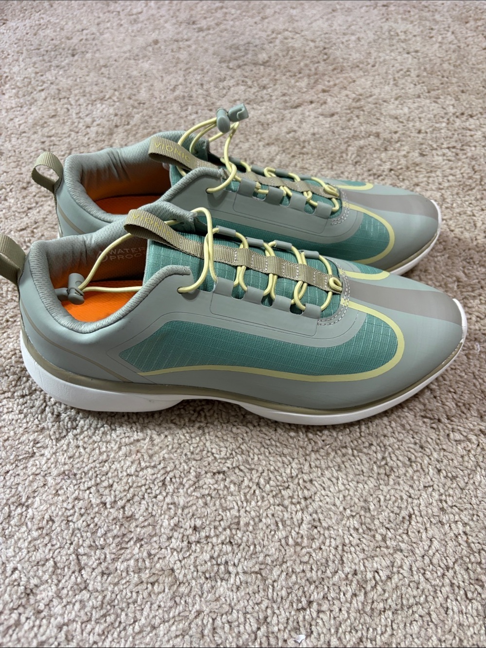 Vionic Guinn Women's Shoes Size 10 Lace Up with Toggle, Light Green